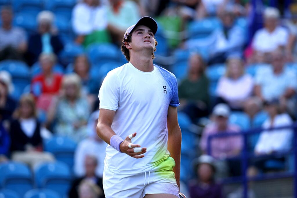 joao-fonseca-bate-recorde-de-61-anos-apos-vitoria-em-wimbledon