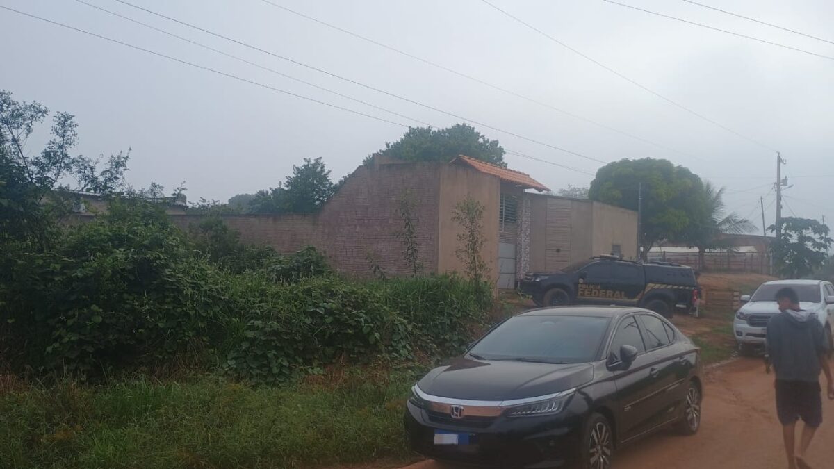Polícia Federal cumpre mandado de busca e apreensão em residência de vereador em Sena Madureira