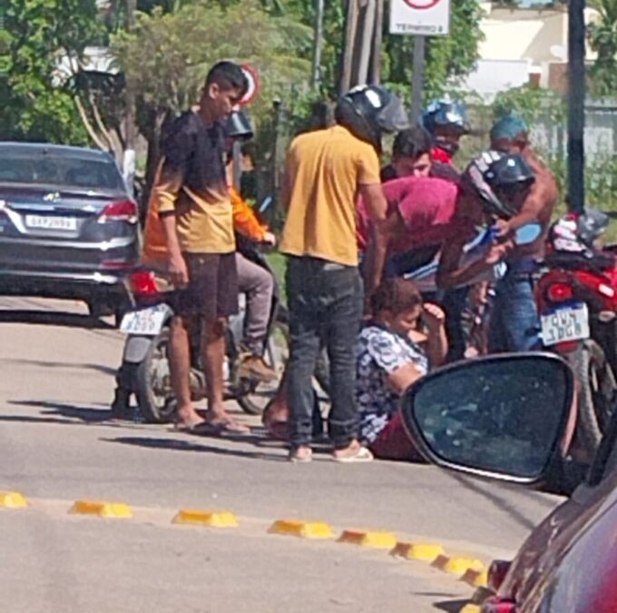 Acidente de trânsito é registrado na rotatória da Avenida Brasil, em Sena Madureira