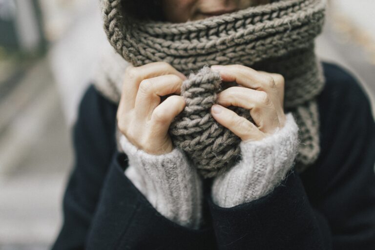 saiba-por-que-as-mulheres-sentem-mais-frio-que-os-homens