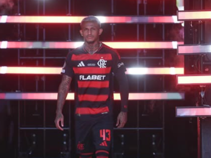 efeito-pos-mundial:-tv-da-italia-aponta-avanco-da-roma-por-wesley,-do-flamengo