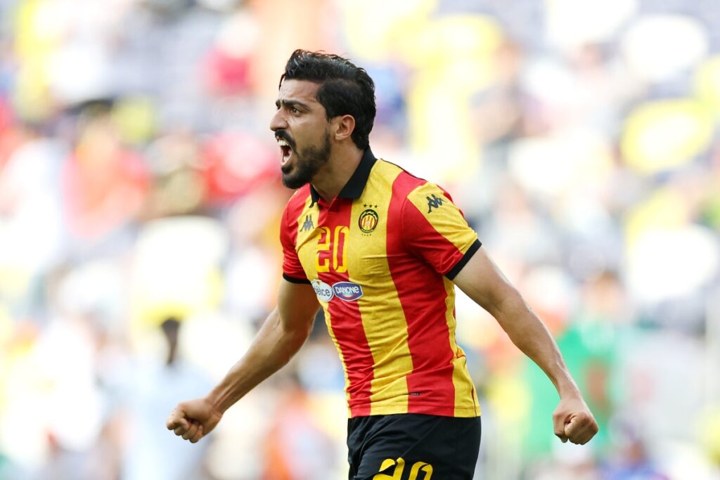 video:-autor-do-gol-da-unica-vitoria-do-esperance-no-mundial-e-preso