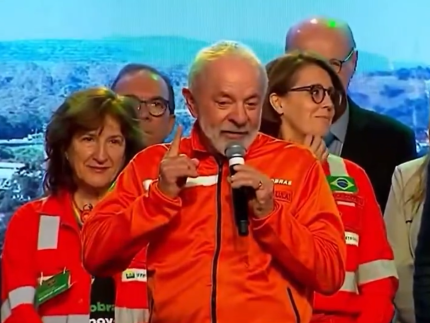 “esse-pais-vai-ter-pela-primeira-vez-um-presidente-sendo-eleito-4-vezes”,-diz-lula