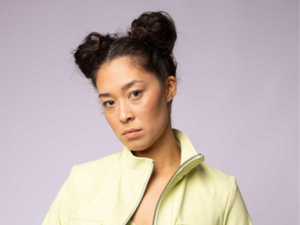 como-sua-personagem-em-“dona-de-mim”,-luana-tanaka-nao-sonha-com-a-maternidade