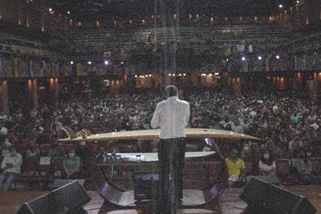 igreja-bola-de-neve-e-carrefour-foram-atingidos-por-ataque-hacker