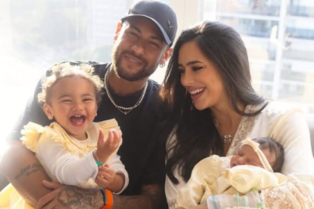veja-fotos-de-mel,-a-segunda-filha-de-neymar-com-bruna-biancardi