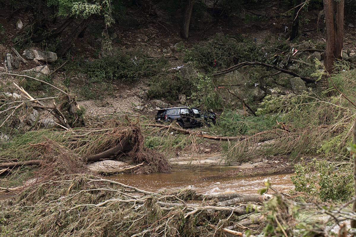 Enchente no Texas: 27 crianças de acampamento seguem desaparecidas