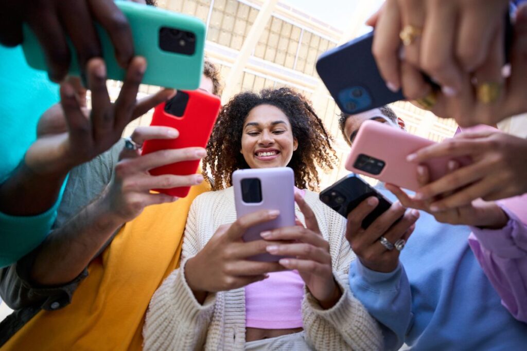 o-que-seu-signo-revela-sobre-sua-vibe-nas-redes-sociais