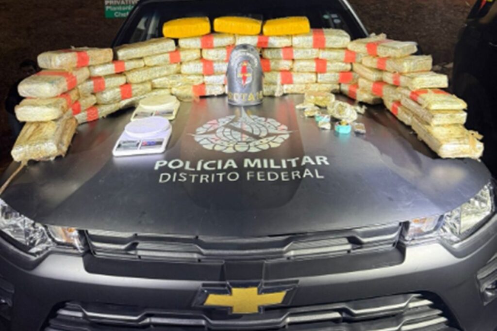 pmdf-apreende-43-kg-de-skunk,-com-valor-estimado-em-r$-600-mil