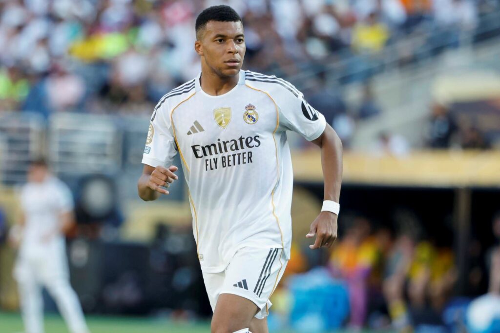 mbappe-retira-acusacao-de-assedio-moral-contra-o-psg