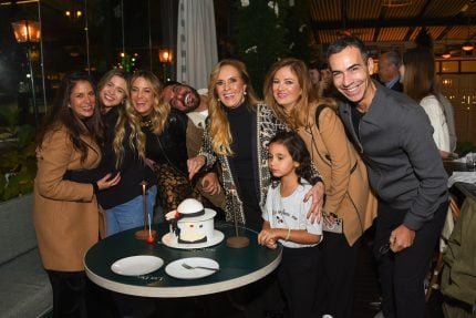 helo-pinheiro-comemora-aniversario-ao-lado-dos-filhos-em-sao-paulo