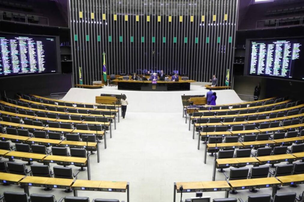 Câmara segue o Senado e libera votação virtual às vésperas do recesso