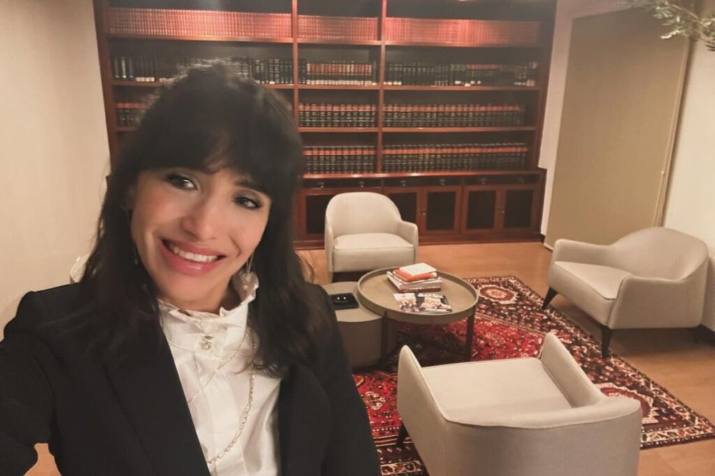 defesa-de-juiza-demitida-cita-vara-“desorganizada”-e-filha-com-autismo