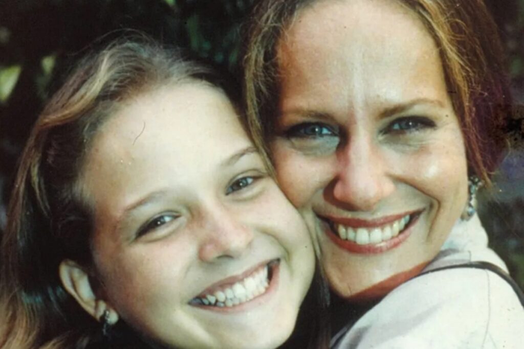 atriz-de-a-viagem-foi-agredida-aos-14-anos-por-causa-de-personagem