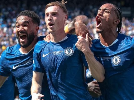 nao-tem-sentido-a-globo-transmitir-so-metade-do-mundial-em-2026