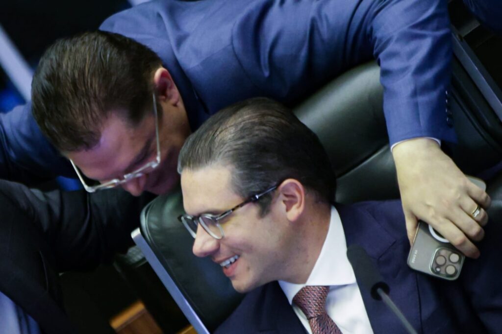 conciliacao-sobre-iof-ditara-relacao-de-motta-com-lula-no-2o-semestre