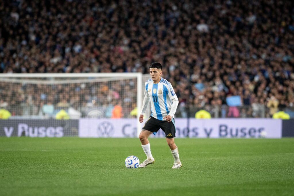 botafogo-acerta-venda-de-almada-para-o-atletico-de-madrid.-veja-valor