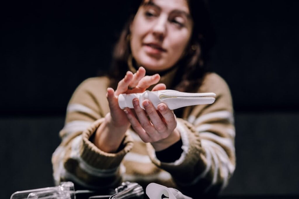 papanicolau:-mulheres-recriam-especulo-vaginal-para-reduzir-dor