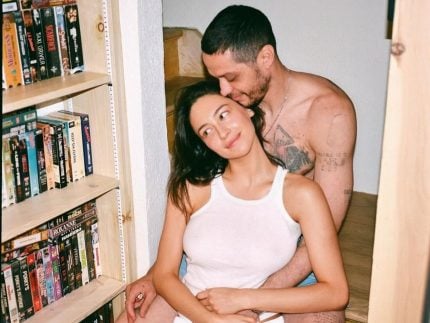 comediante-pete-davidson-anuncia-que-sera-pai-pela-primeira-vez-com-elsie-hewitt