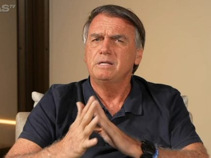 bolsonaro-contesta-pgr-e-menciona-eduardo-nos-eua-“se-voltar,-esta-preso”