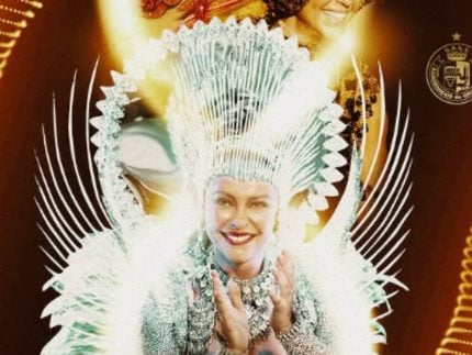 paolla-oliveira-celebra-posto-de-rainha-de-honra-na-grande-rio:-“lugar-afetivo”