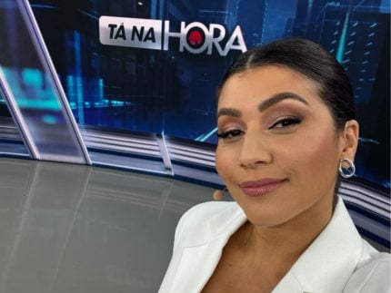 apresentadora-do-“ta-na-hora”-recebe-mensagem-agressiva-durante-jornal:-“coisas-absurdas”
