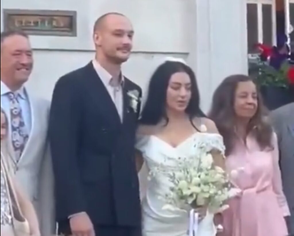 charli-xcx-e-george-daniel,-do-the-1975,-se-casam