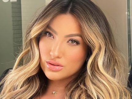 thayse-teixeira-recupera-perfil-no-instagram-apos-3-meses-fora-do-ar