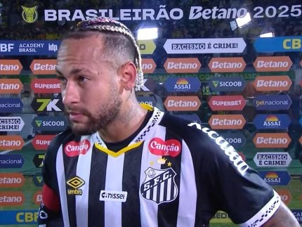 “ja-falei-300-vezes”,-responde-neymar,-irritado-com-pergunta-de-reporter