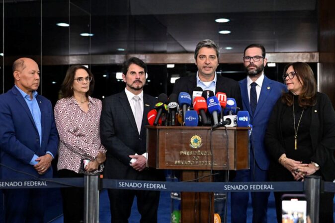 reacoes-da-oposicao-a-favor-de-bolsonaro-esbarram-em-falta-de-apoio