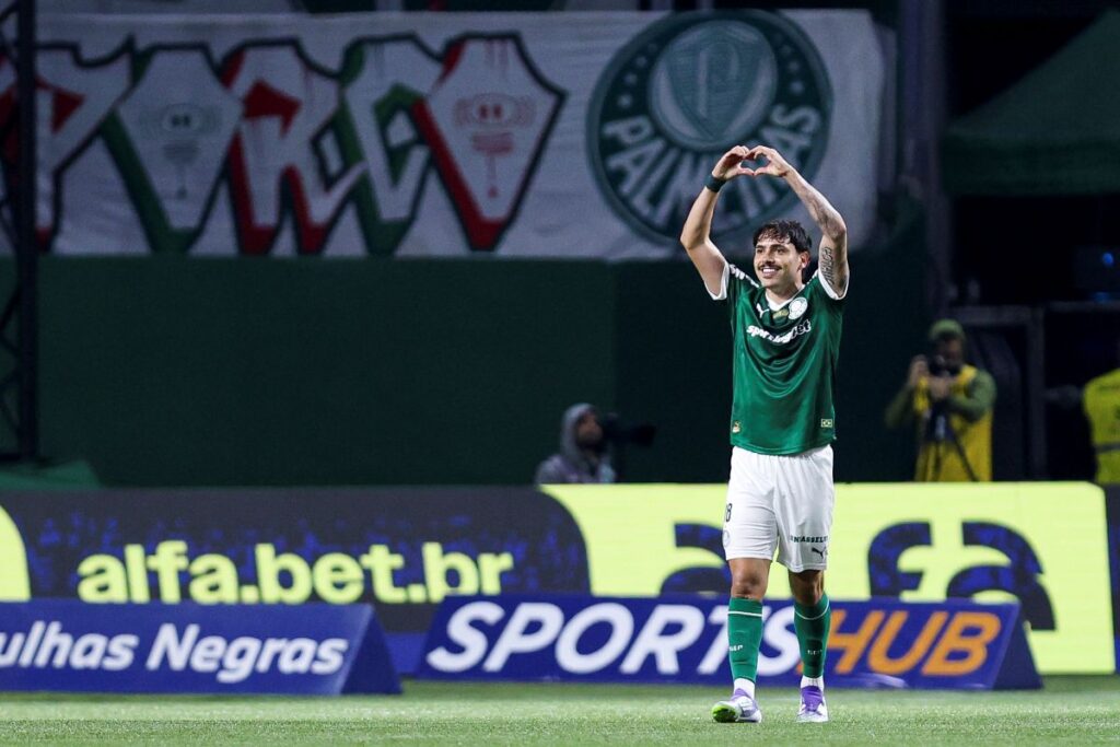 hulk-faz-2-de-falta,-mas-palmeiras-vence-galo-e-retorna-ao-g-4