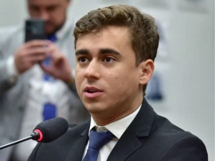 nikolas-ferreira-e-ferido-no-rosto-durante-tumulto-com-bolsonaro-na-camara
