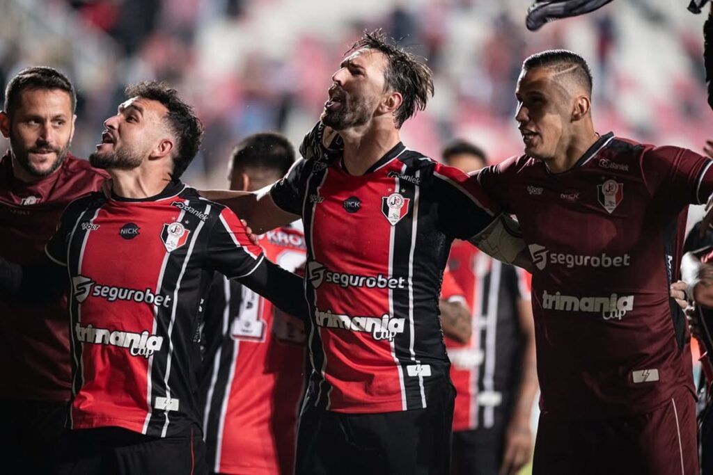 capitao-do-joinville-perde-invencibilidade-em-casa-na-serie-d;-veja