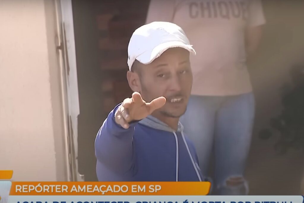 reporter-do-sbt-e-ameacado-por-pai-de-vitima-durante-reportagem-em-sp
