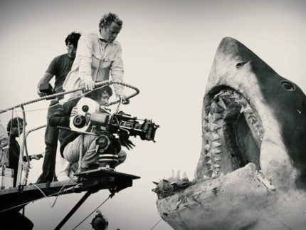 documentario-revela-perrengues-de-spielberg-em-“tubarao”,-que-completa-50-anos
