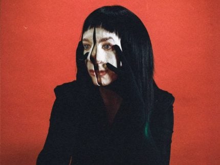 allie-x-trara-turne-do-album-“girl-with-no-face”-ao-brasil-em-2026;-saiba-tudo