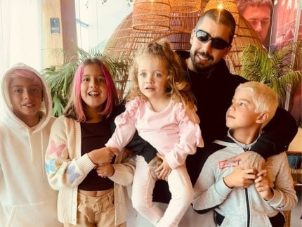 pedro-scooby-compartilha-antes-e-depois-com-os-filhos:-“sendo-muito-felizes”