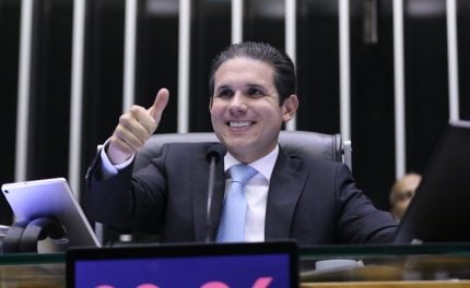 hugo-motta-elege-isencao-do-ir-como-prioridade-na-camara-e-frustra-bolsonaristas-do-pl