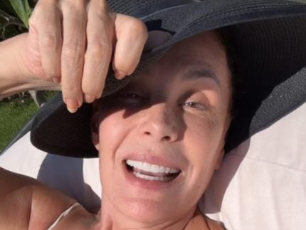 “experiencia-infeliz”,-diz-carolina-ferraz-sobre-uso-de-chip-da-beleza