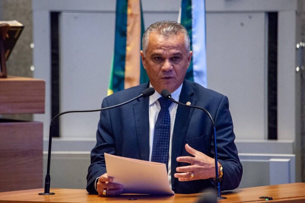 Deputado propõe “votos de louvor” a diplomatas da Embaixada dos EUA