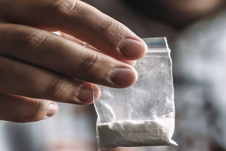 brasileiro-e-preso-na-indonesia-com-mais-de-3-quilos-de-cocaina