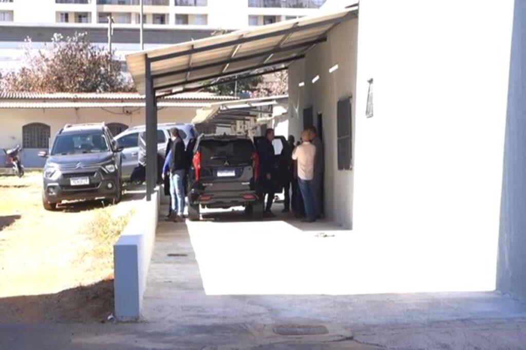 bolsonaro-vai-a-igreja-apos-moraes-descartar-sua-prisao