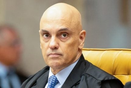 moraes-alerta-bolsonaro-sobre-milicias-digitais:-“nao-sera-admitida-utilizacao”