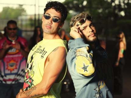 com-direito-a-rooftop,-metro-e-chuva-em-estudio,-rafael-campelo-lanca-novo-clipe-com-mc-wm