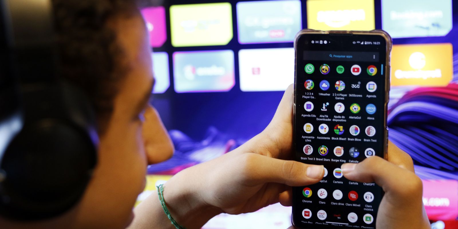 diminui-numero-de-casas-com-tv-por-assinatura;-43,4%-tem-streaming