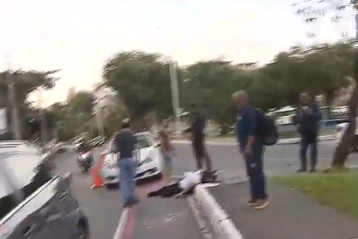 Vídeo: jornalistas da Record levam socos durante entrada ao vivo