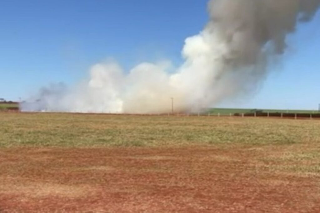 queda-de-ultraleve-deixa-dois-mortos-em-cidade-do-interior-de-sp