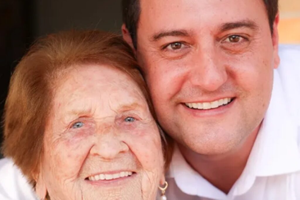 ratinho-jr.-lamenta-a-morte-da-avo,-mae-do-apresentador-ratinho