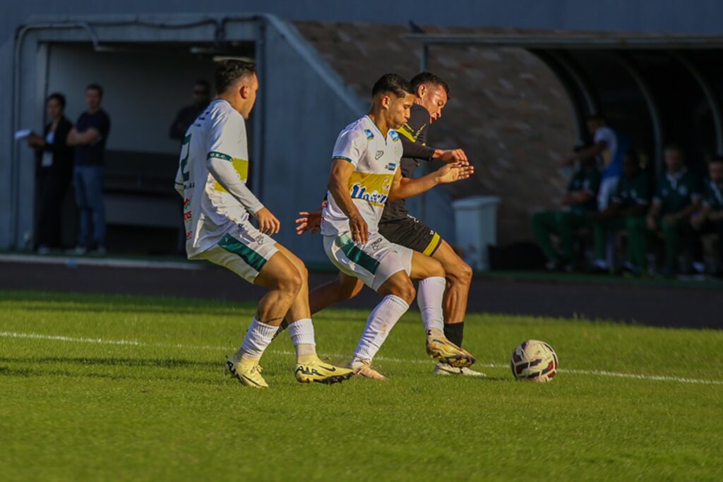 serie-d:-confira-melhores-momentos-de-fc-cascavel-pr-e-uberlandia-mg