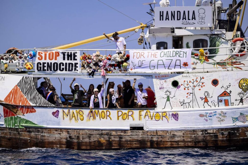 Após interceptação, barco de ativistas pró-palestinos chega a Israel